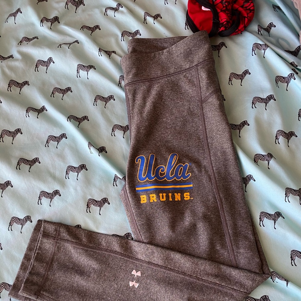 UCLA leggings